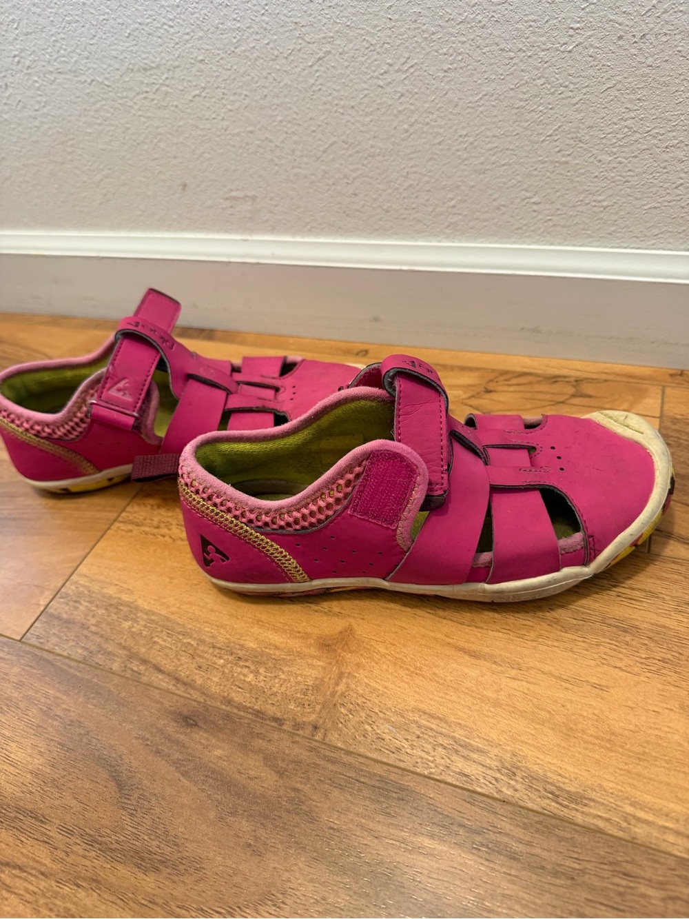 Girl’s PLAE Sandals size 2